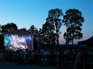 Šonedēļ Siguldas novadā: Zucchero koncerts, Dziesmu un deju svētku noslēguma koncertu tiešraides
