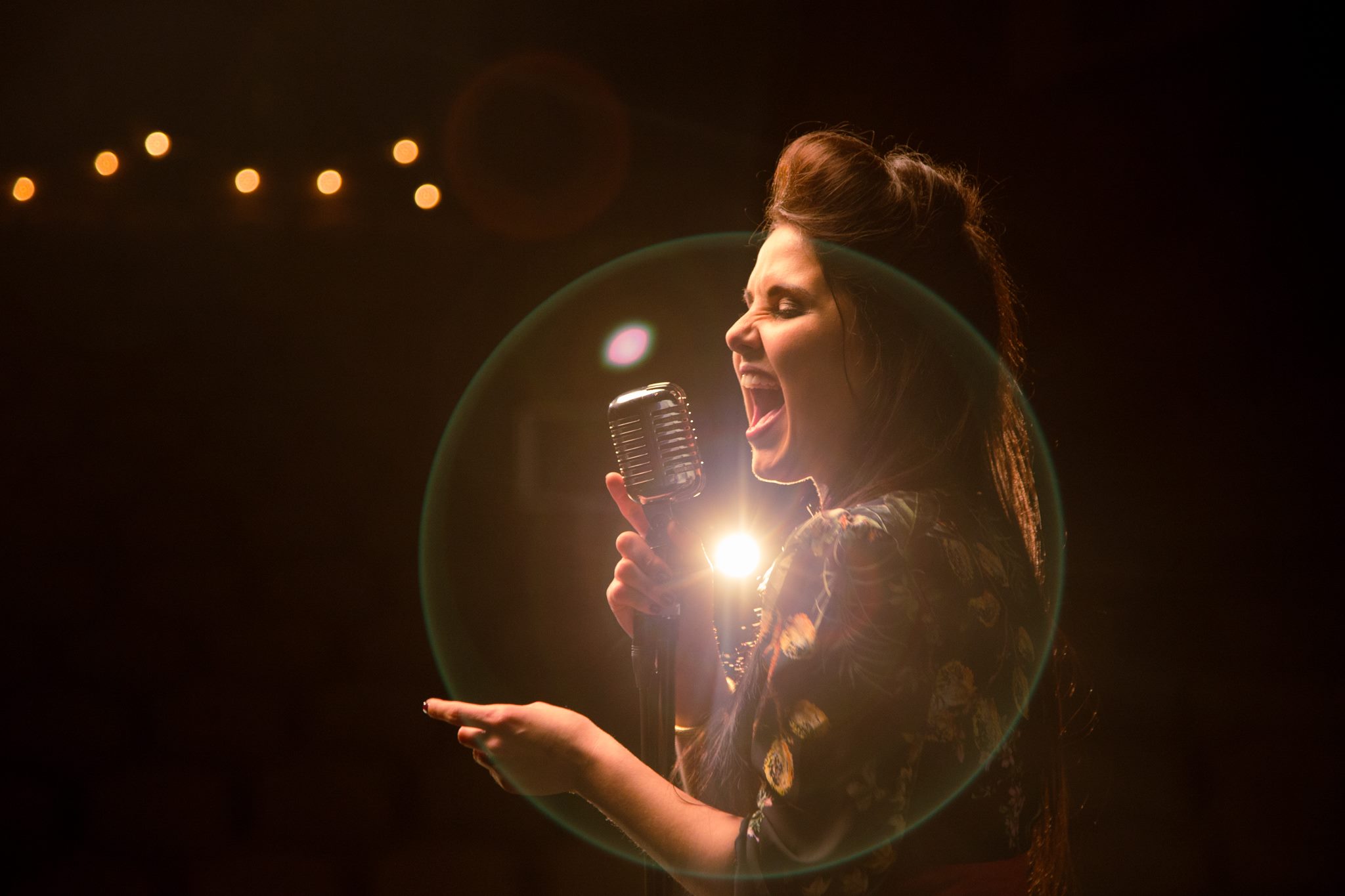 Mālpils muižā notika Ziemassvētku koncerts “Mīļie, ārā ir auksti!”