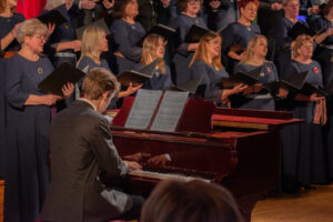 Valsts svētku koncerts “Latvijai – no sirds!” Inčukalna Tautas namā