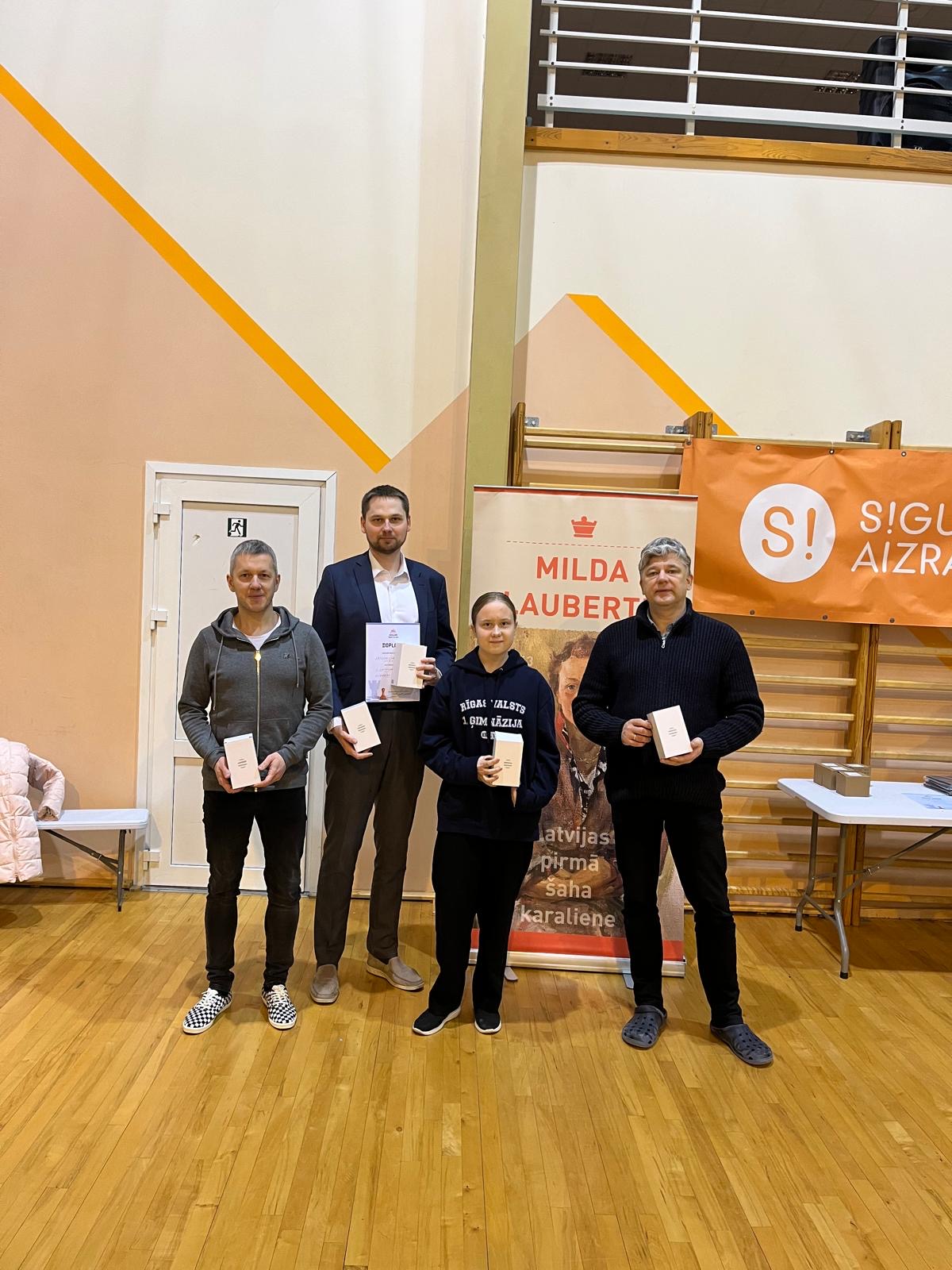 1f4f898b-342b-4a40-8e65-da2ddae085c5