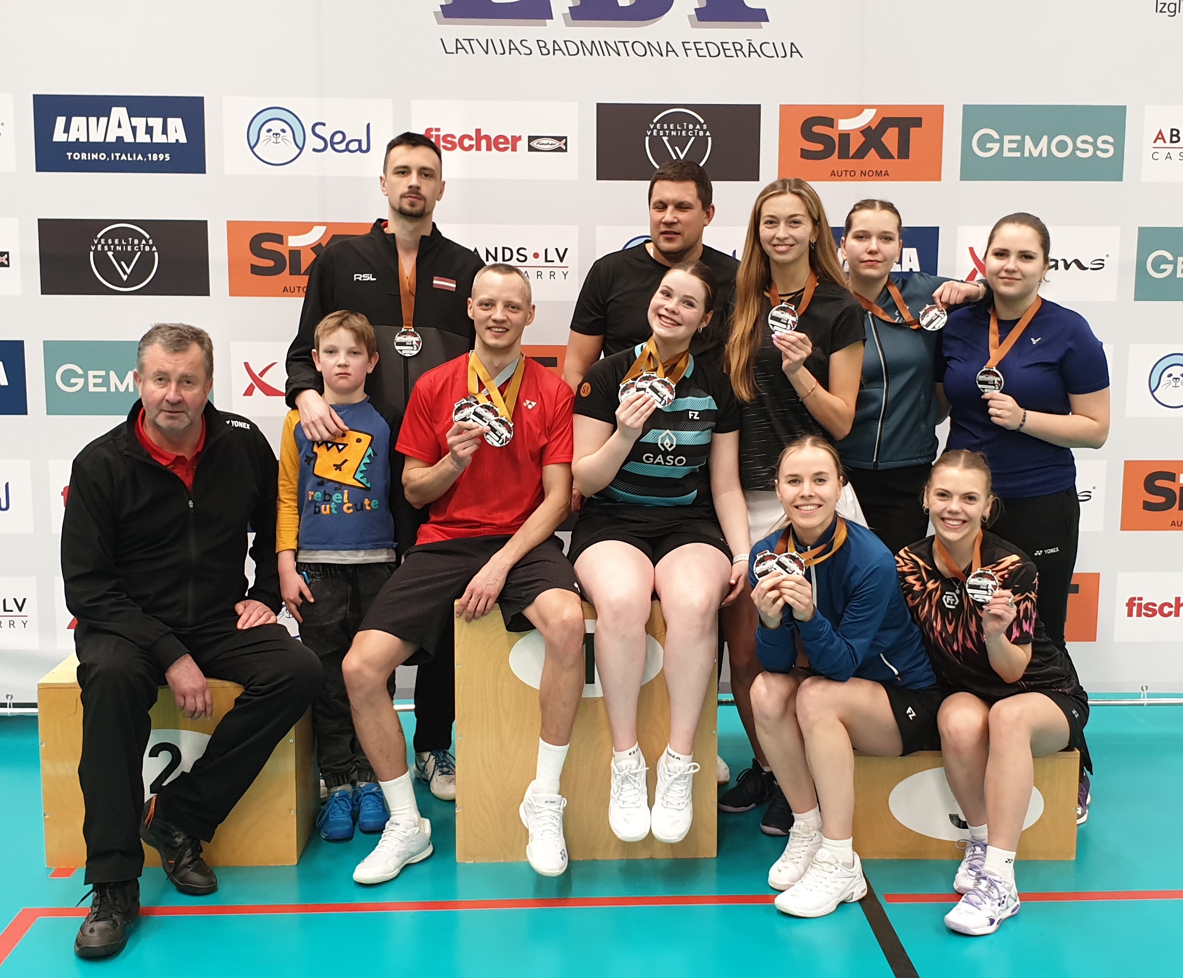 Novadnieki triumfē Latvijas čempionātā badmintonā