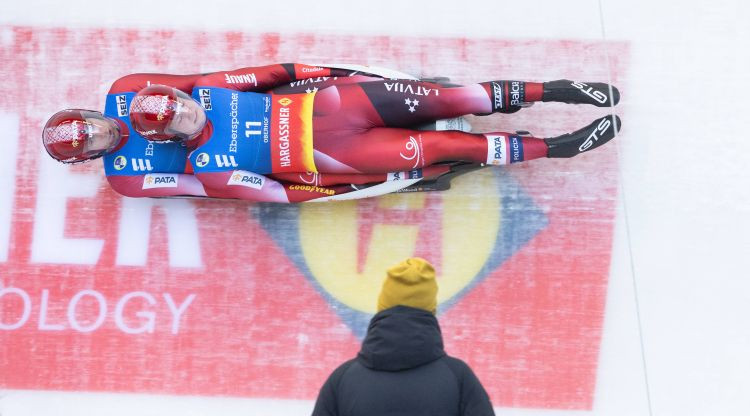 Novada kamaniņu braucējiem veiksmīgi starti Eberspächer Pasaules kausa posmā