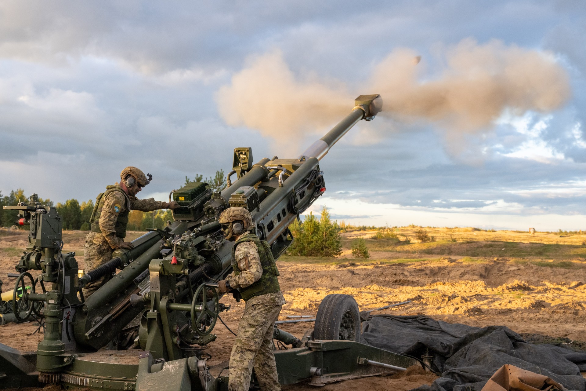 Ādažos notiekošās militārās mācības var radīt paaugstinātu troksni