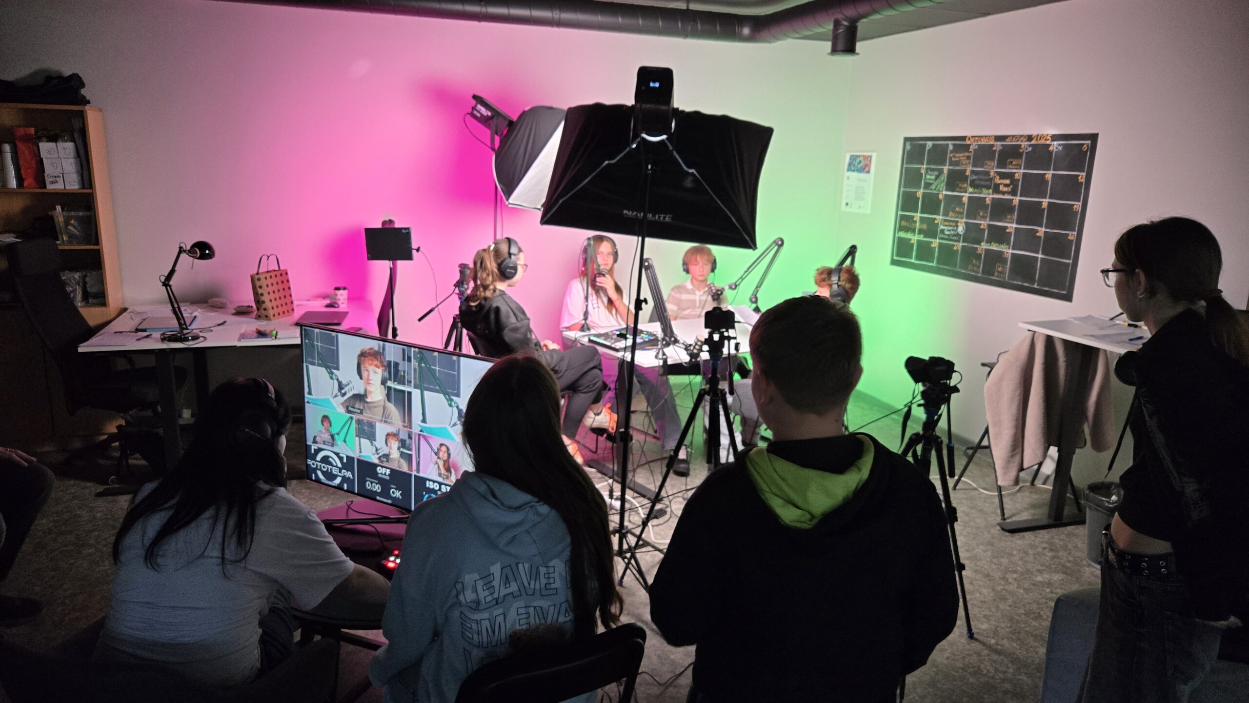 Jauniešu iniciatīvu centrs “Mērķis” turpina realizēt projektu digitālo prasmju attīstīšanai un aicina uz atklāšanas pasākumu