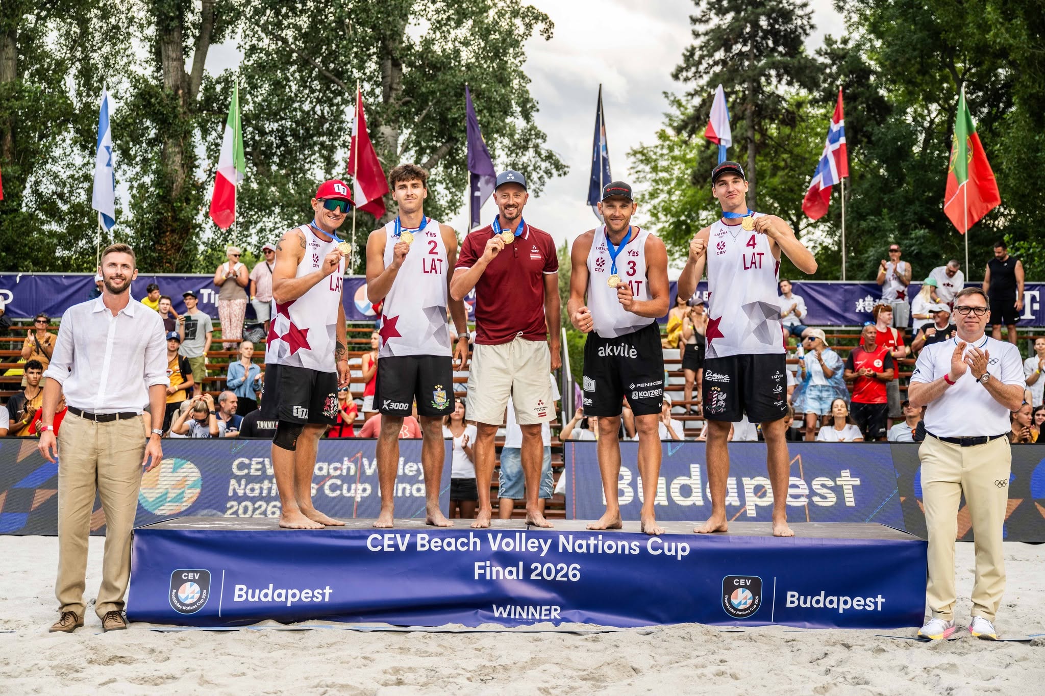 Novadnieks Gustavs Auziņš Latvijas izlases sastāvā triumfē CEV Nāciju kausa finālturnīrā