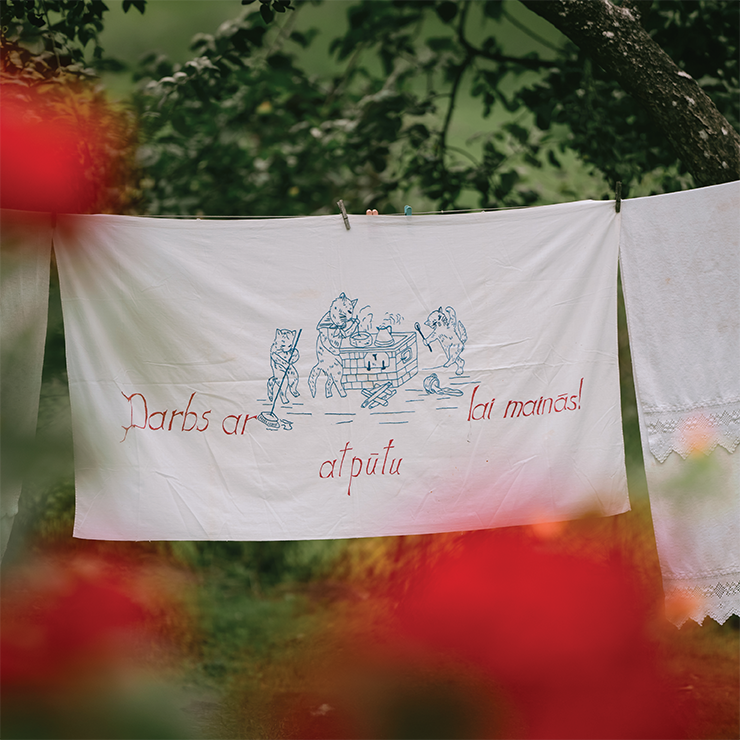 Deju ansamblis “Vizbulīte” aicina uz sezonas noslēguma koncertu “Darbs ar atpūtu lai mainās”