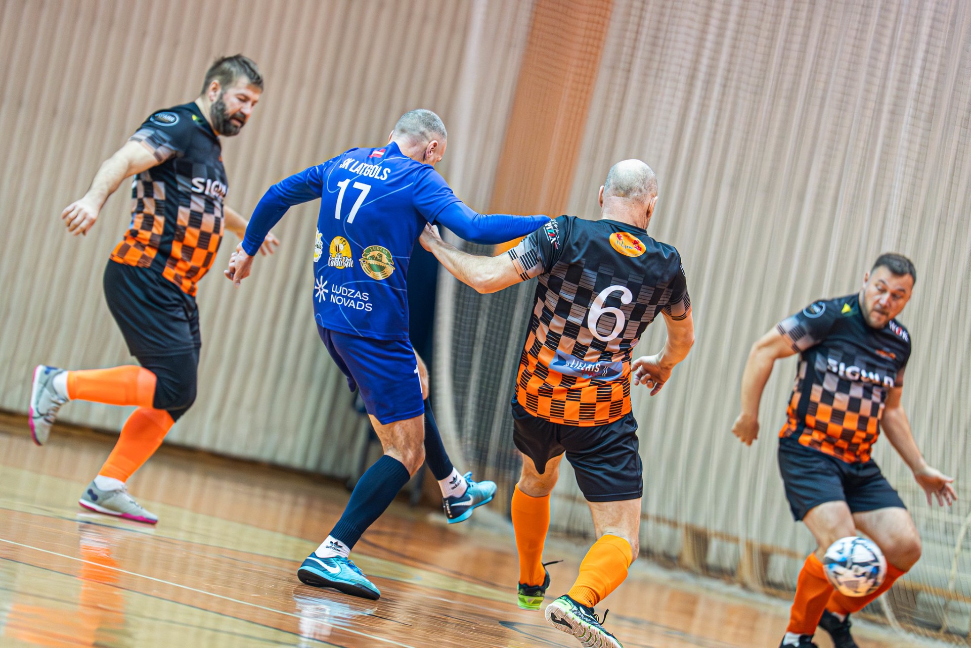 Mālpilī notiks veterānu telpu futbola turnīrs “Siguldas entuziastu kauss 2026”