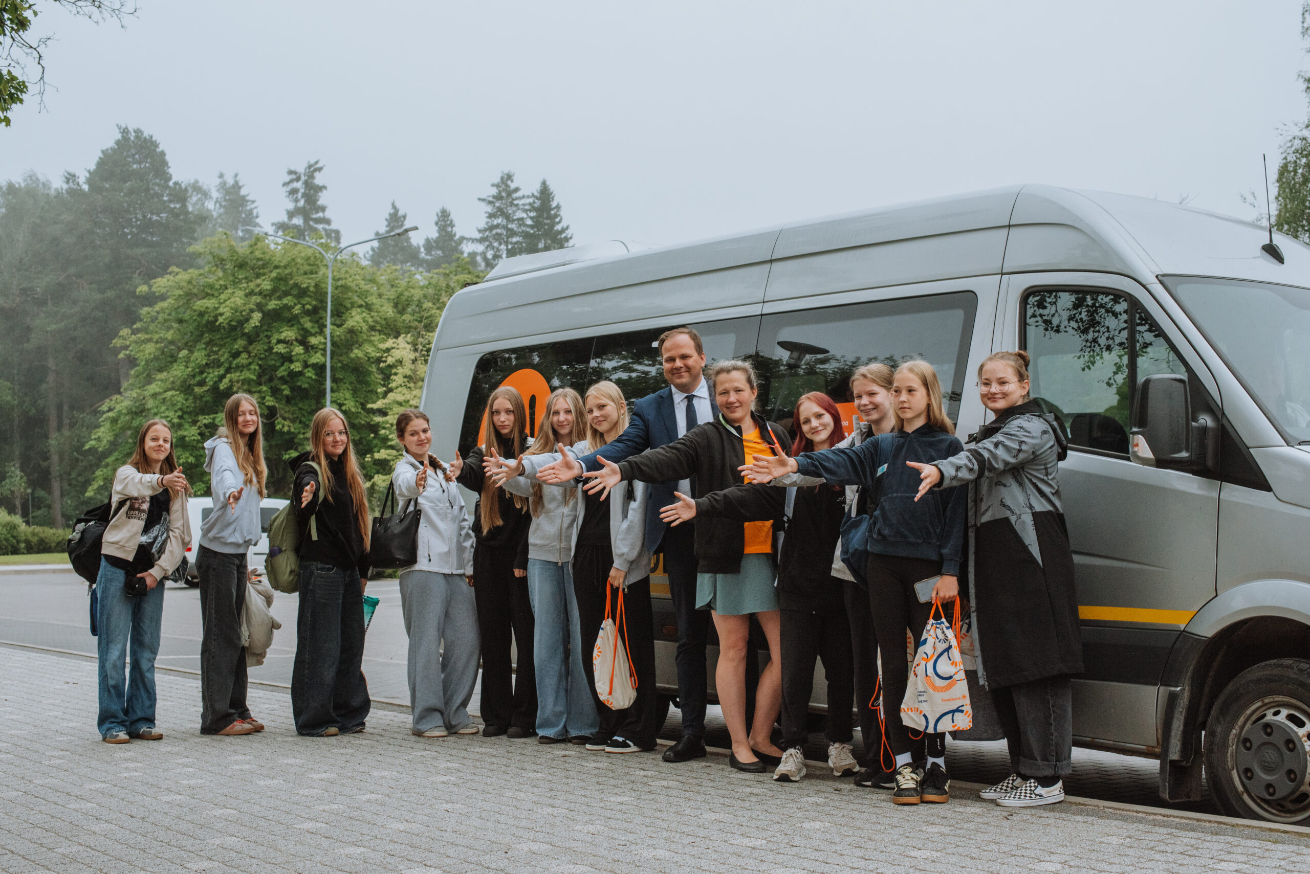 5. jūlijā ceļā uz XIII Latvijas Skolu jaunatnes dziesmu un deju svētkiem dodas divi deju kolektīvi