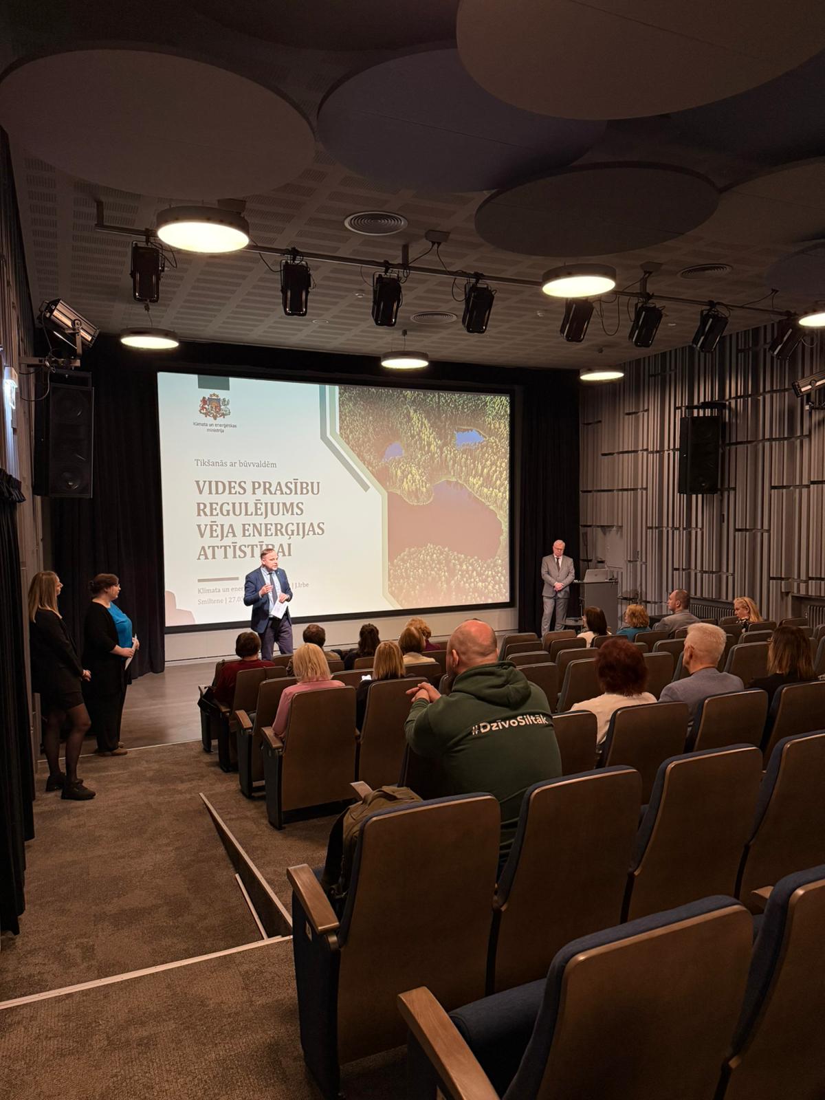 Siguldā aizvadīta Vidzemes plānošanas reģiona būvvalžu sanāksme