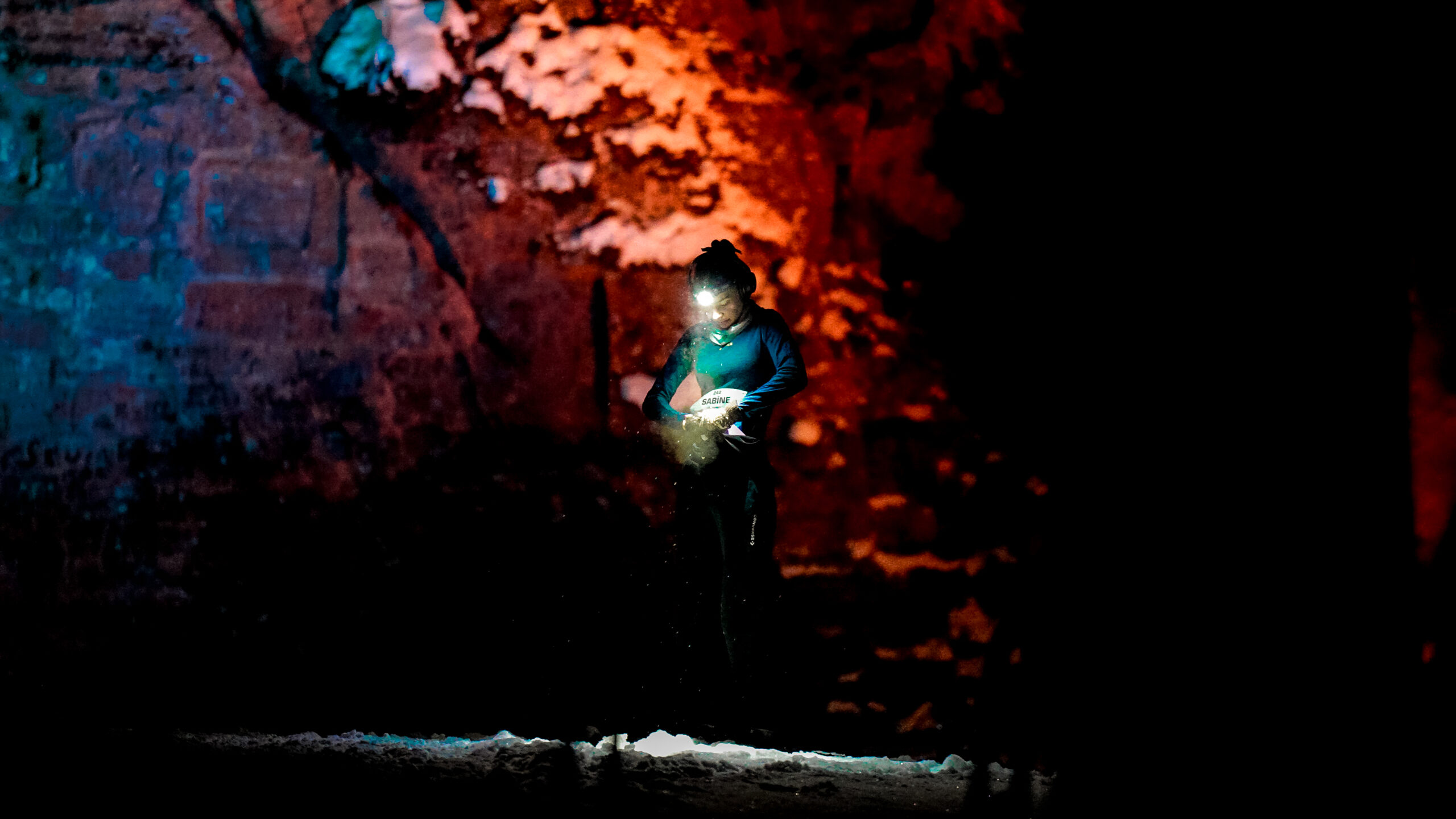 C0926.MP4.00_00_00_49.Still001-2