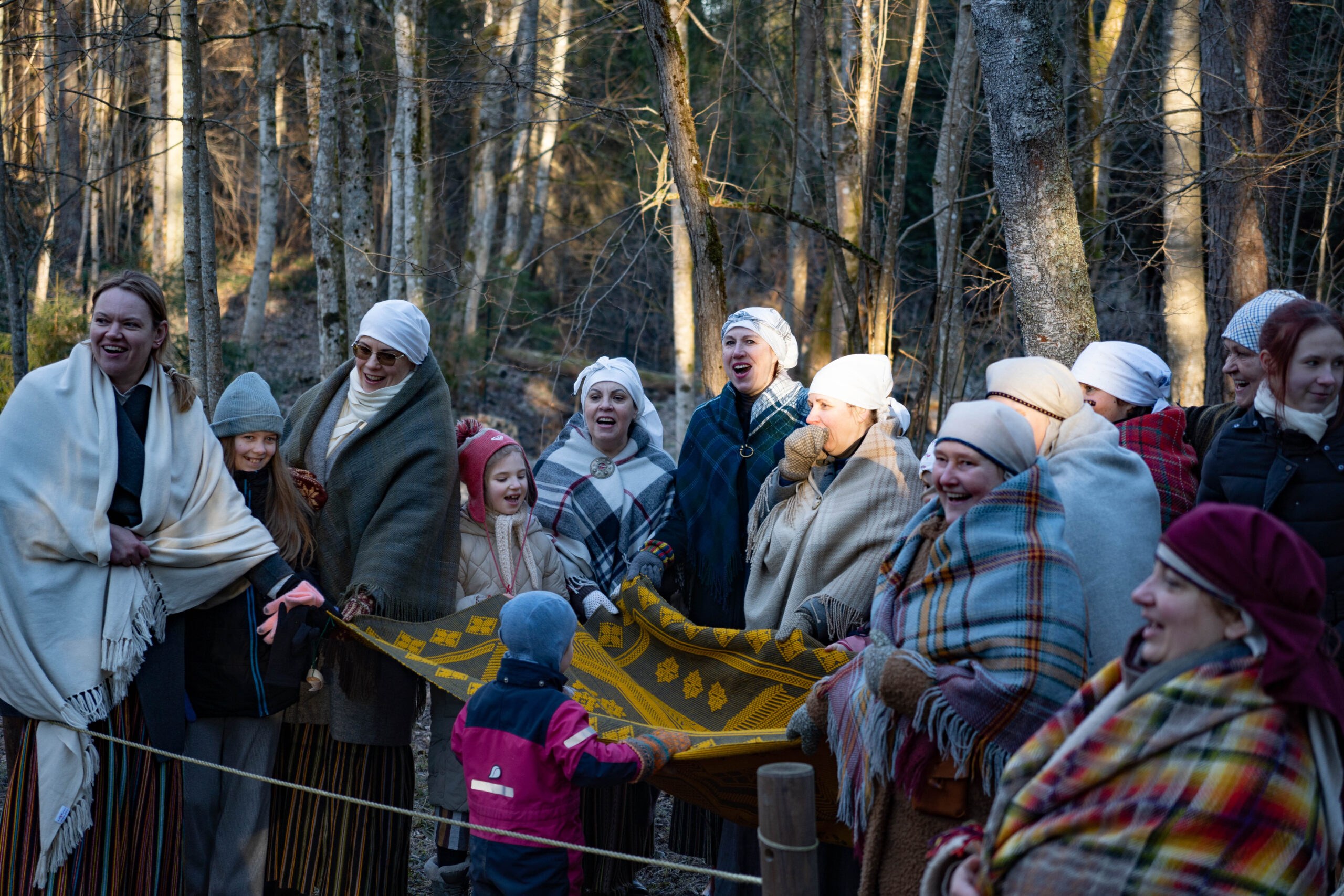Lēdurgas dendroparkā modināti putni un sagaidīta Lielā diena