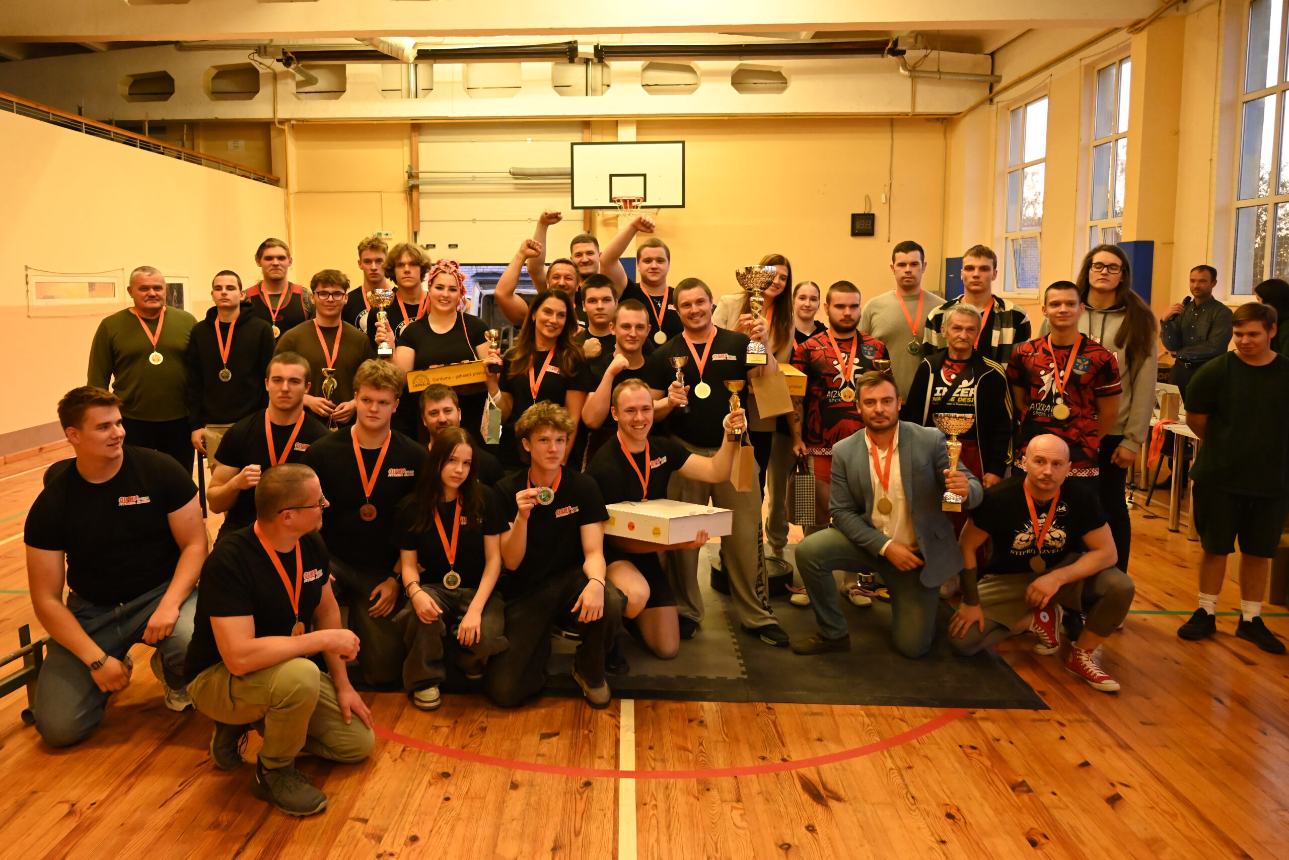 Siguldas novada čempionātā spēka divcīņā piedalījās rekordliels dalībnieku skaits