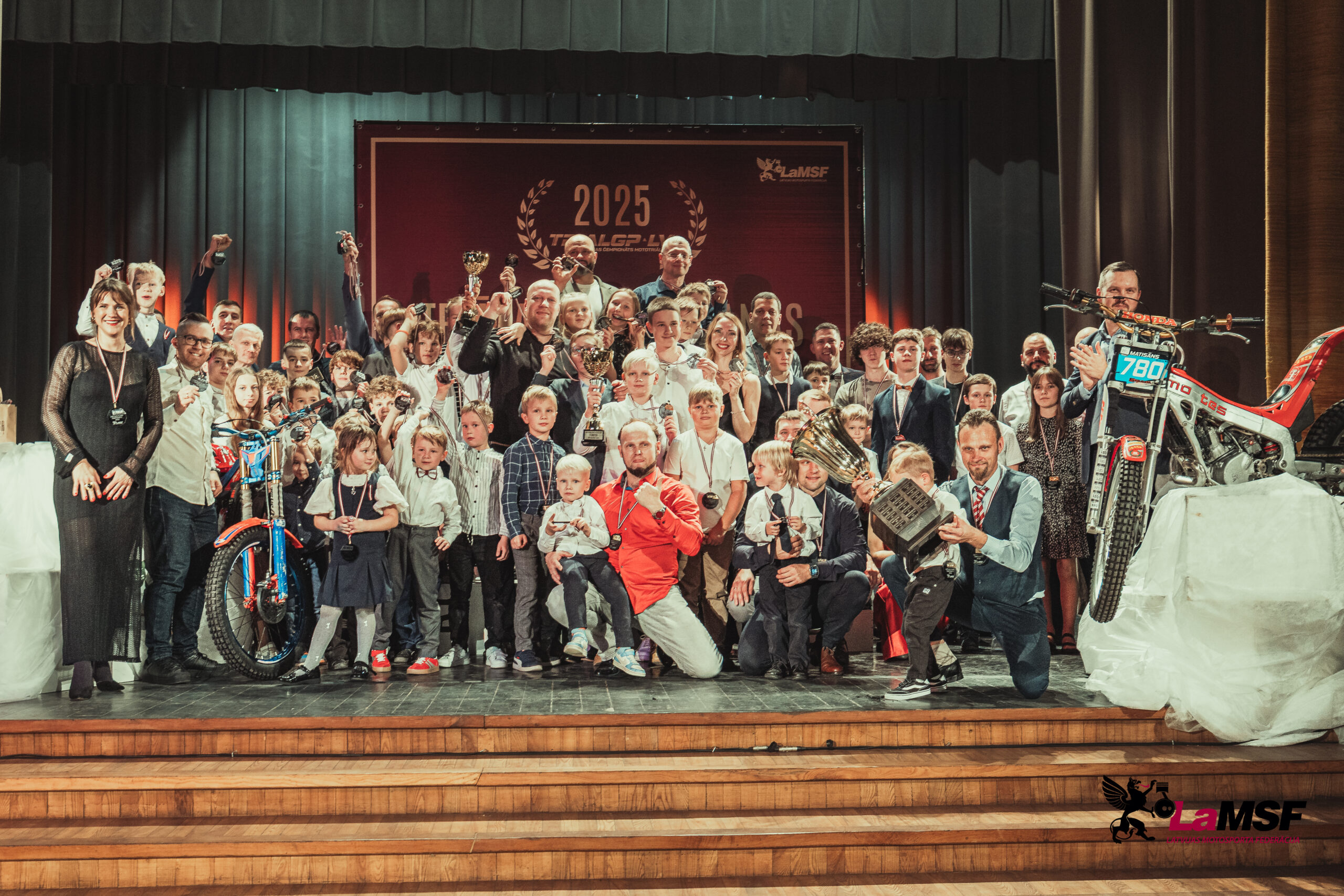 “Sigulda Racing Team” izcīna vicečempiona titulu Latvijas Klubu čempionātā triālā