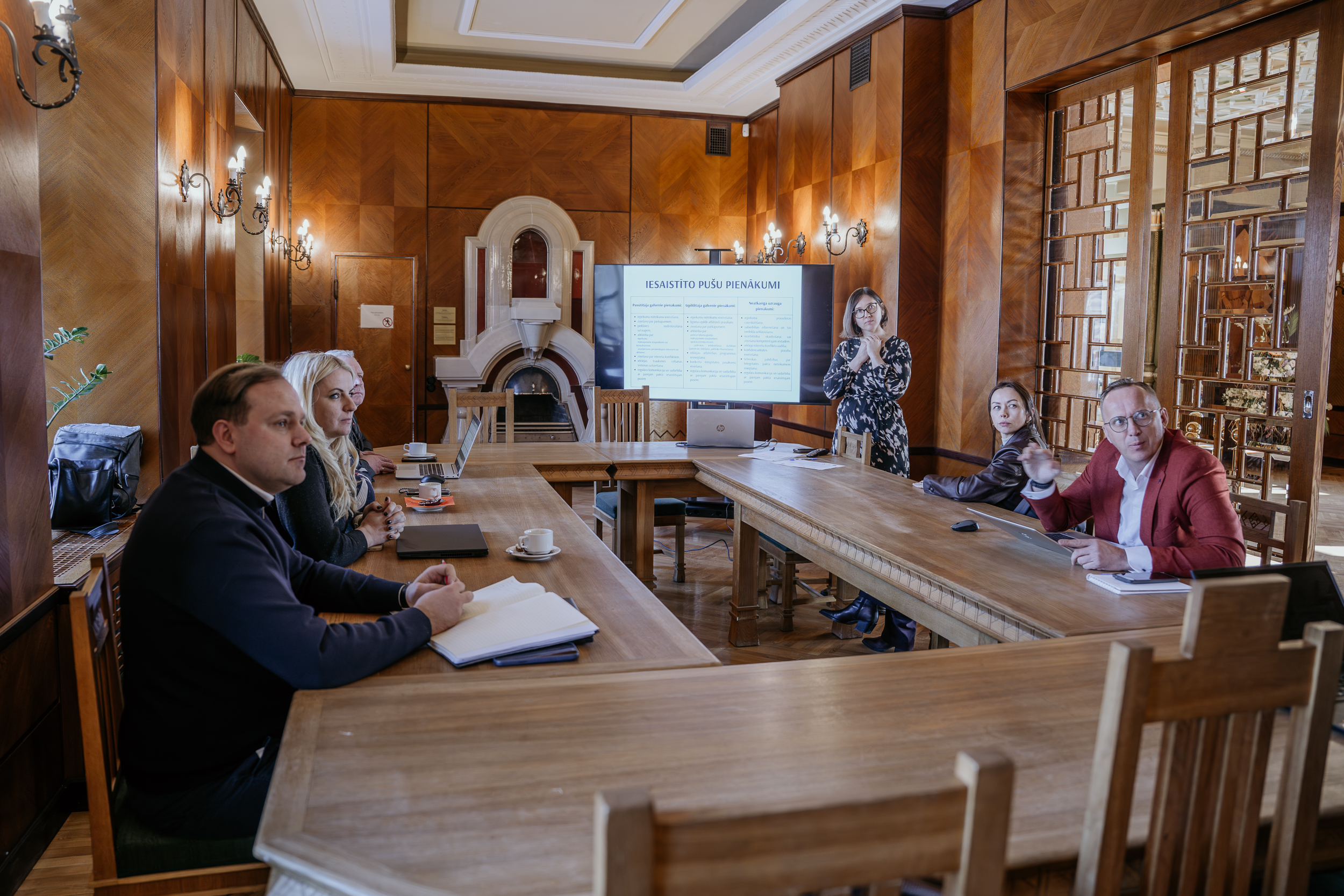 Siguldas novada pašvaldībā viesojas “Delna”, iepazīstinot ar integritātes pakta standartu