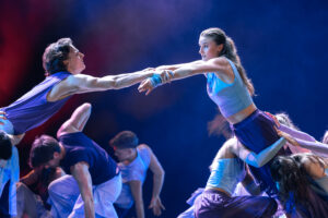 Dzirnu jubilejas tūres koncerts “Dzirnām 40. Tikai hīti” kultūras centrā “Siguldas devons”