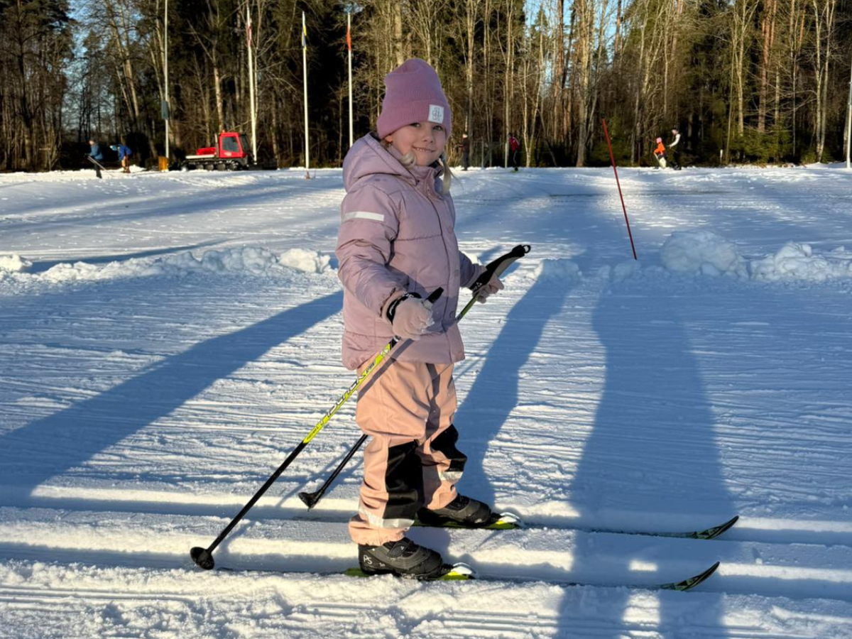 Fischer Slēpošanas centrā atklāta distanču slēpošanas sezona – tiekamies trasē sniegotās brīvdienās