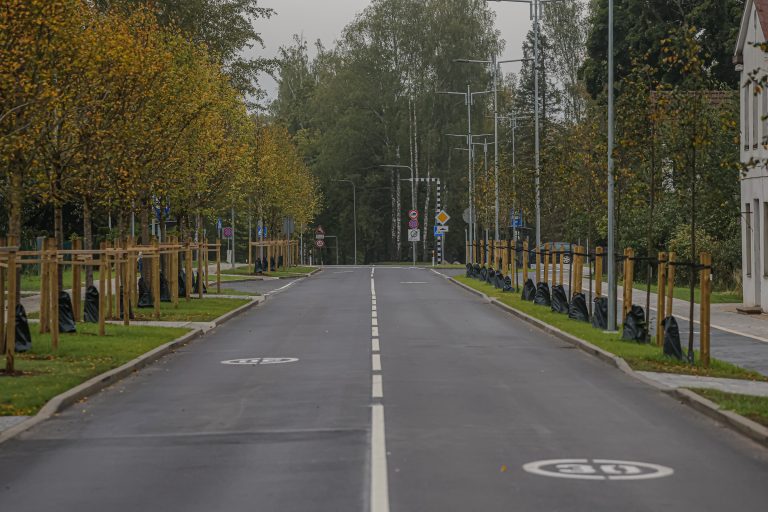 Siguldas centrā uz autoceļa P8 ierobežota satiksme no Cēsu ielas līdz dzelzceļa pārbrauktuvei