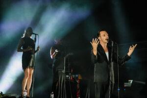 Grupas “HURTS” koncerts Siguldas pilsdrupu estrādē