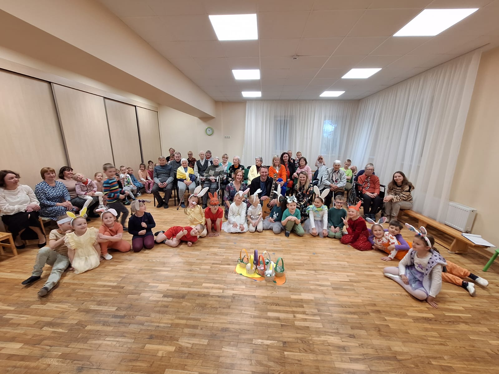 Allažos aizvadīts starptautiskās ģimenes dienas pasākums “Divas puses”