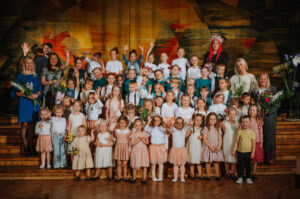 Siguldas pagasta Kultūras nama bērnu vokālās studijas “Kūko un dzied” koncerts “Latvija zied” Siguldas pagasta Kultūras namā