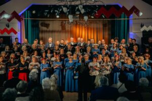 Koru koncerts “Mīlestības jūra” Inčukalna Tautas namā