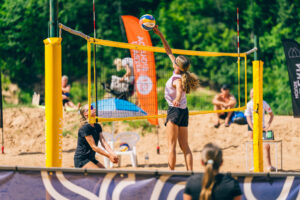 Volejbola sacensību “NUKI Open” otrais posms Siguldas Gaujas pludmalē