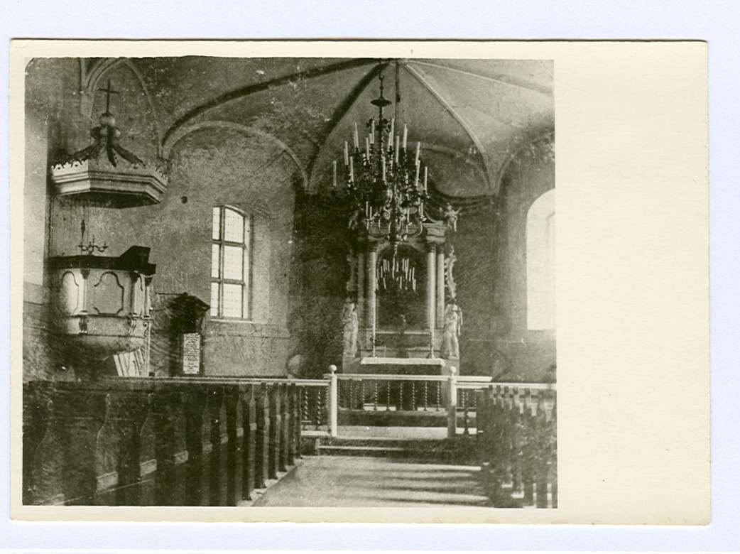 17. maijā Mālpils baznīcā atklās atjaunoto altārgleznu “Kristus ērkšķu vainagā”