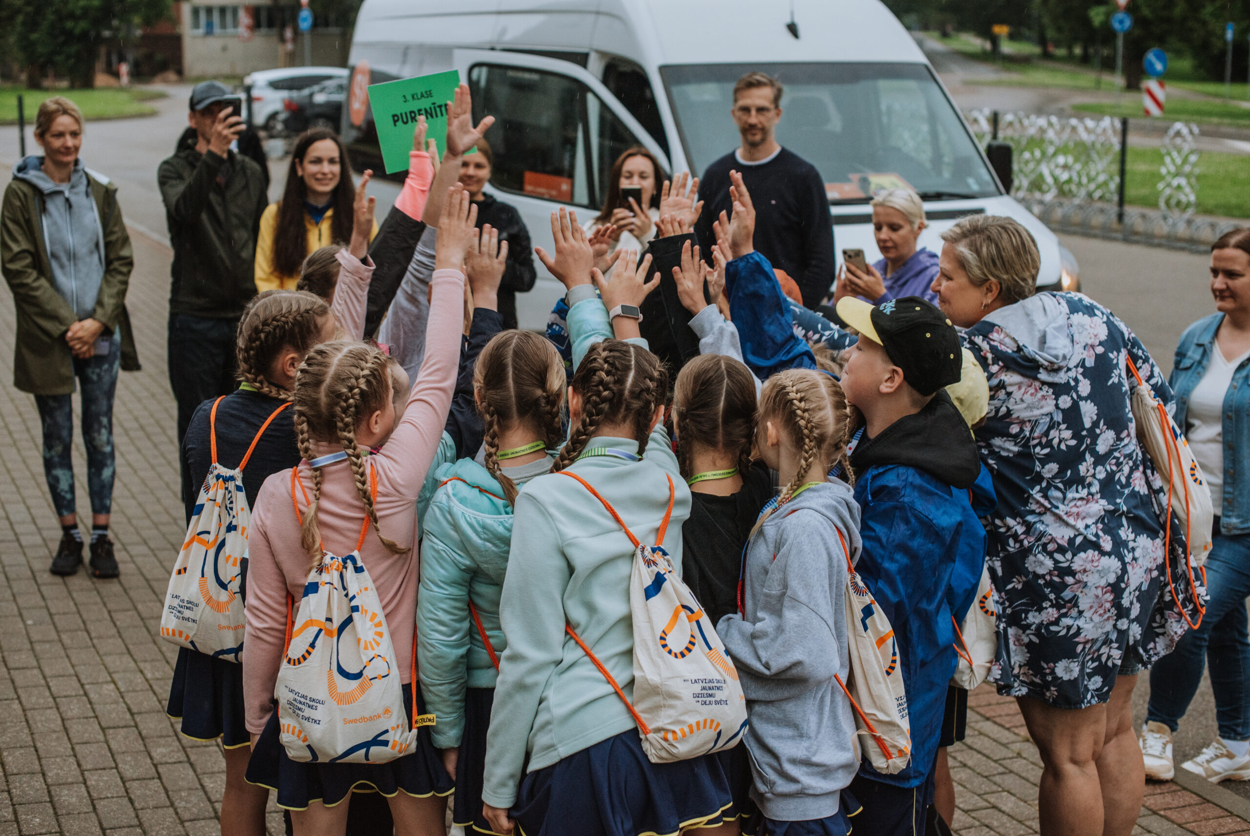 8. jūlijā uz XIII Latvijas Skolu jaunatnes dziesmu un deju svētkiem dodas līdz šim lielākais Siguldas novada bērnu un jauniešu pulks