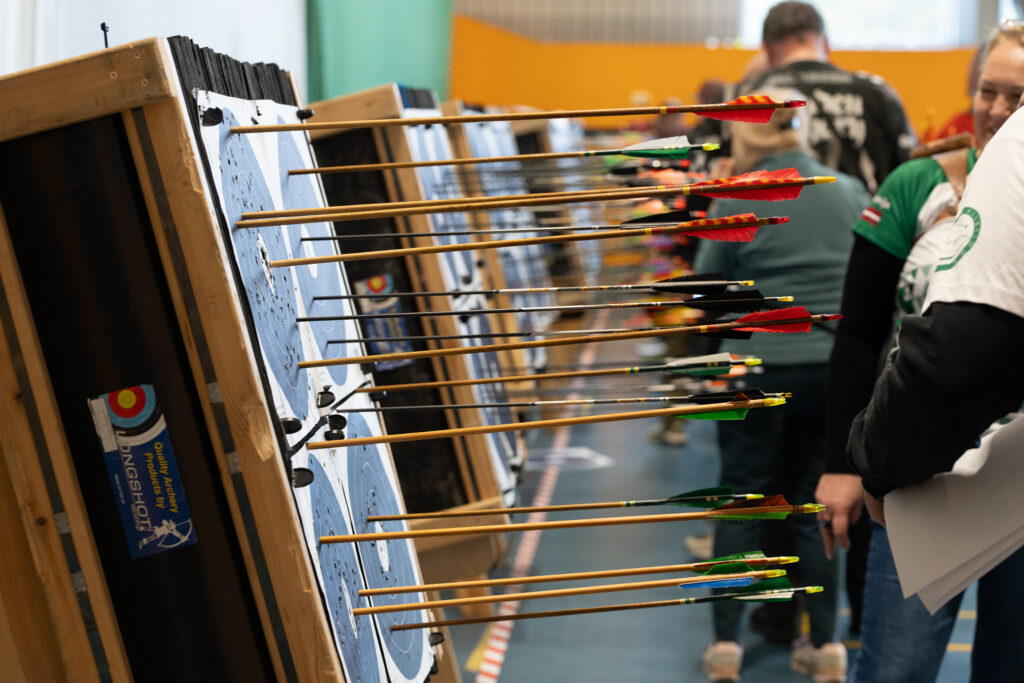 Labākie Baltijas loka šāvēji pulcēsies Baltijas apvidus loka šaušanas čempionātā telpās 2026