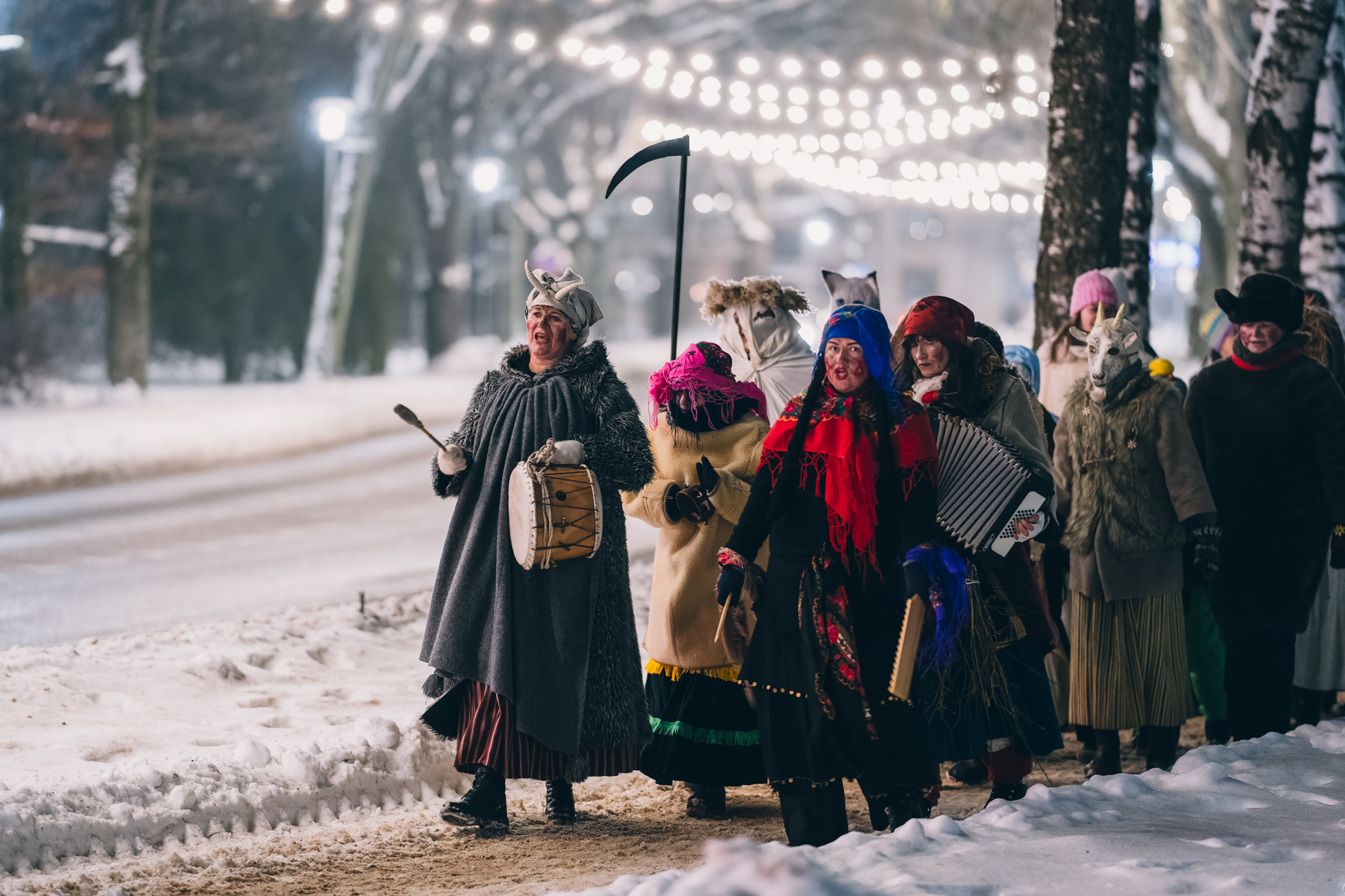 Ziemas saulgriežu vakars – bluķa vilkšana kopā ar folkloras kopu “Senleja”