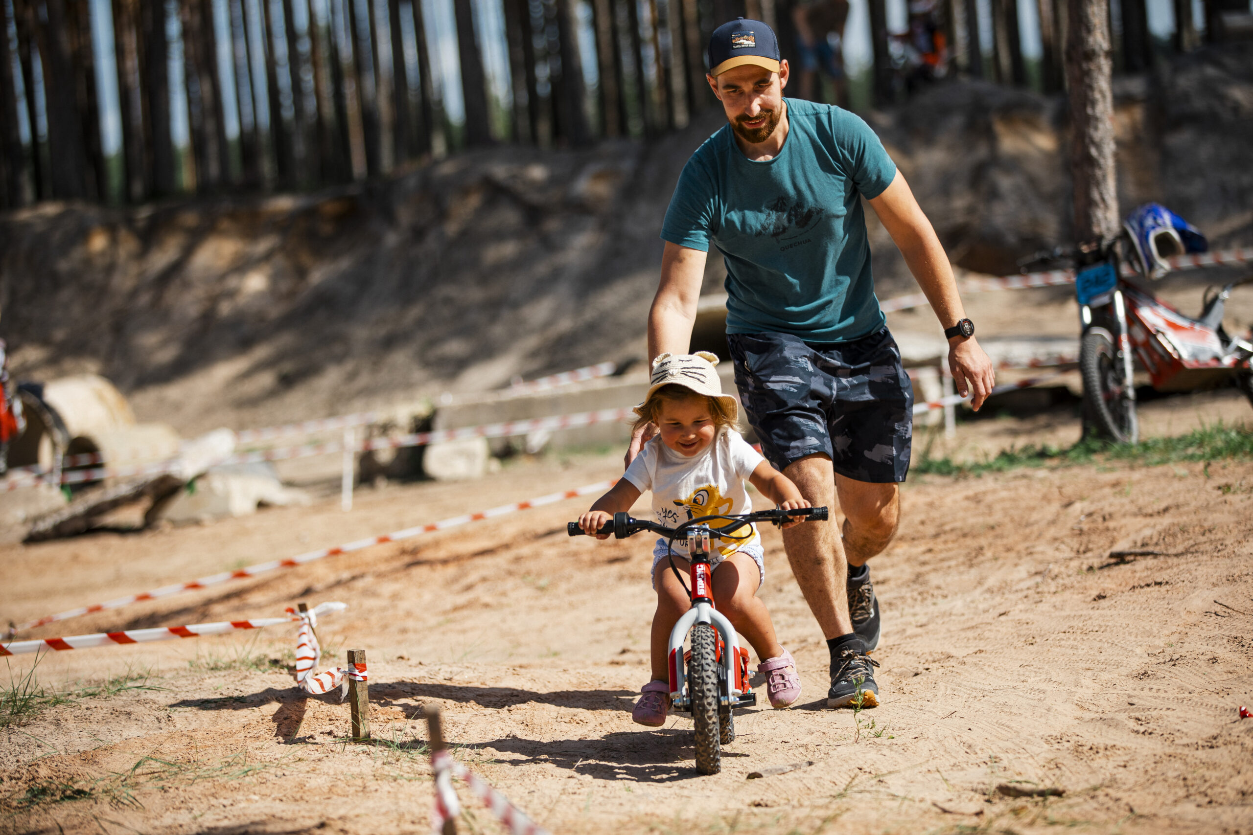 Tēva dienas svinības ar sportu un ģimenes vērtībām