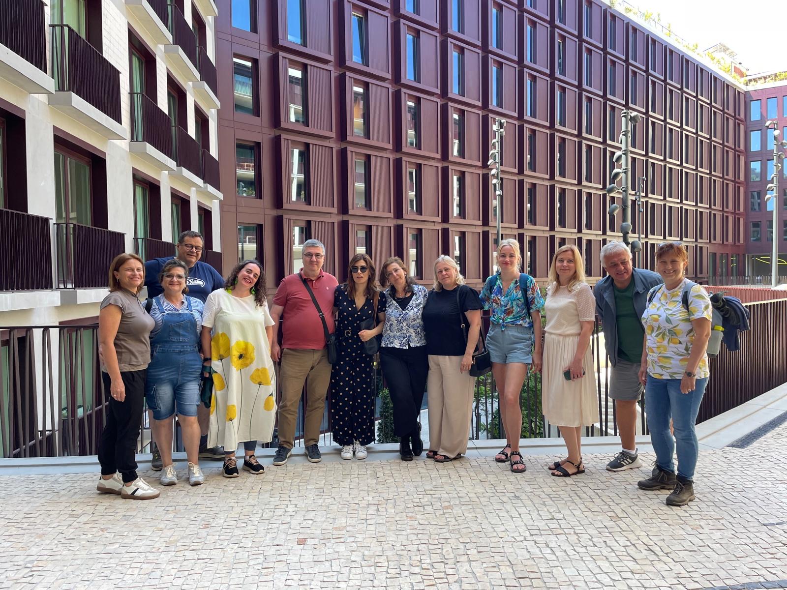 Siguldas novada bibliotēkas darbinieces gūst pieredzi “Erasmus+” kursā Portugālē