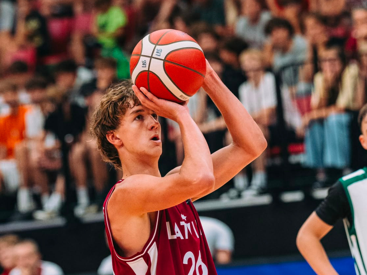 Siguldas Sporta skolas audzēknis Matīss Pēteris Preimanis pārstāvēs Latviju Eiropas U16 čempionātā basketbolā