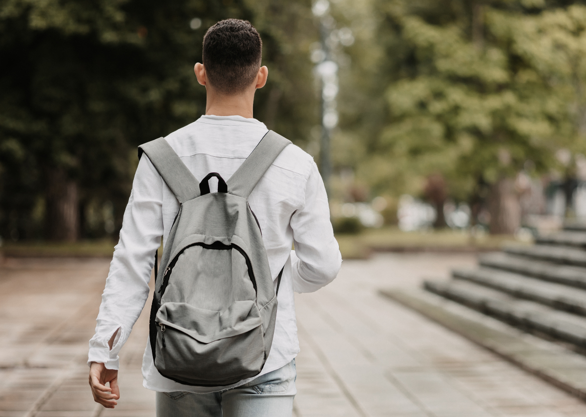 Turpinās pieteikšanās uz nodarbību programmu pusaudžu vecākiem “Ceļvedis audzinot pusaudzi“