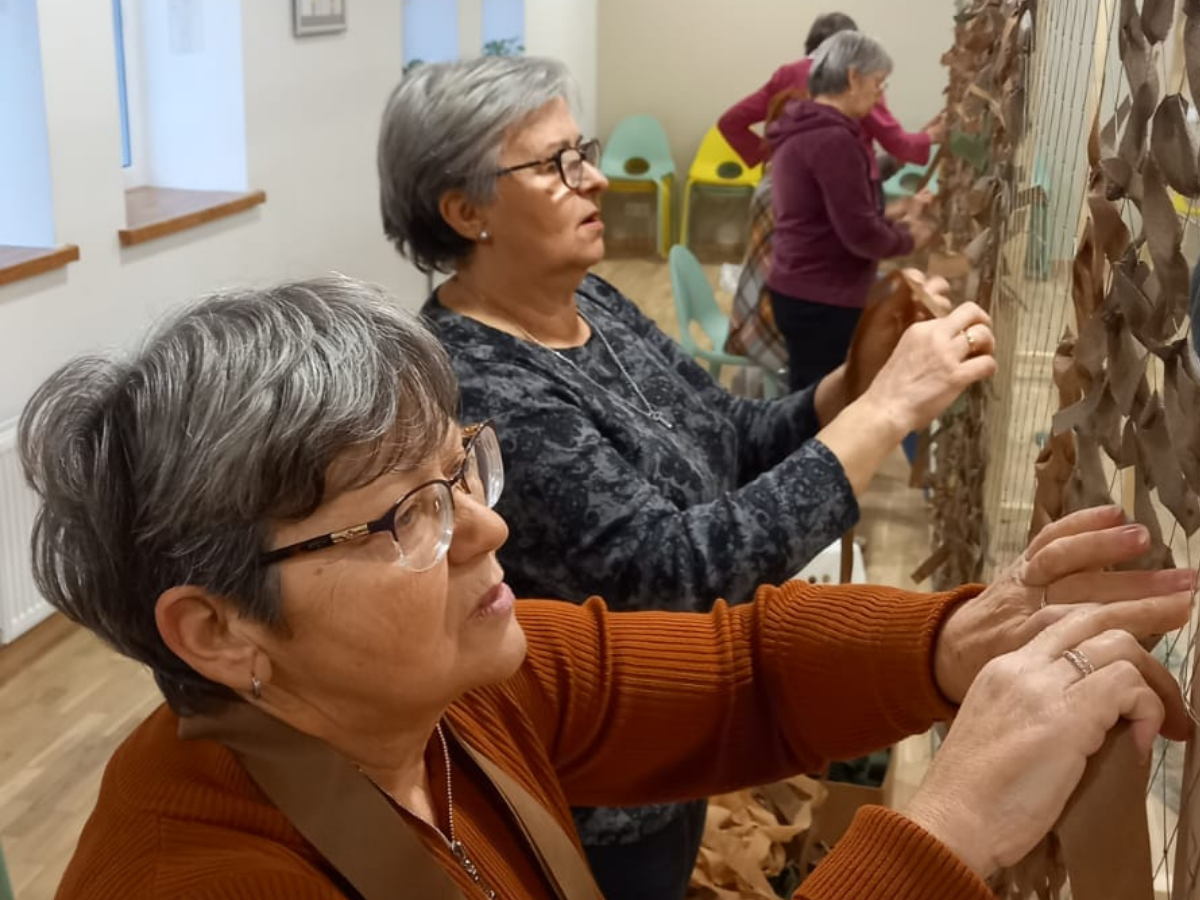 Maskēšanās tīklu darbnīca