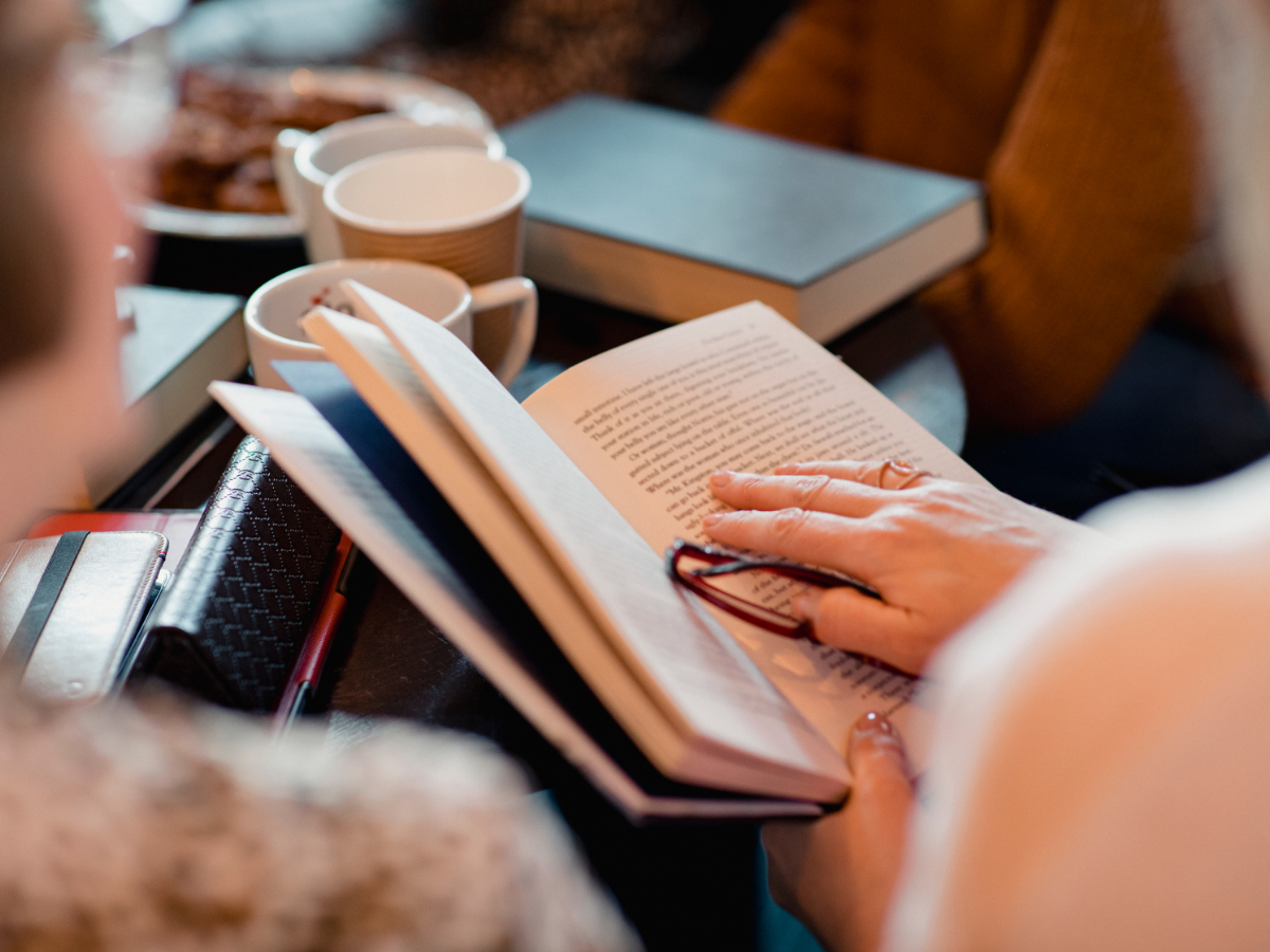 Krimuldas bibliotēkas lasītāju klubiņa tikšanās