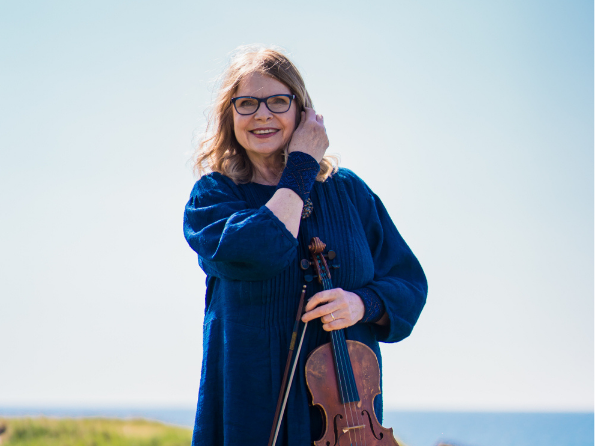 Sarunu ciklā “[Ie]nāc literatūrā” viesosies mūziķe Ilga Reizniece