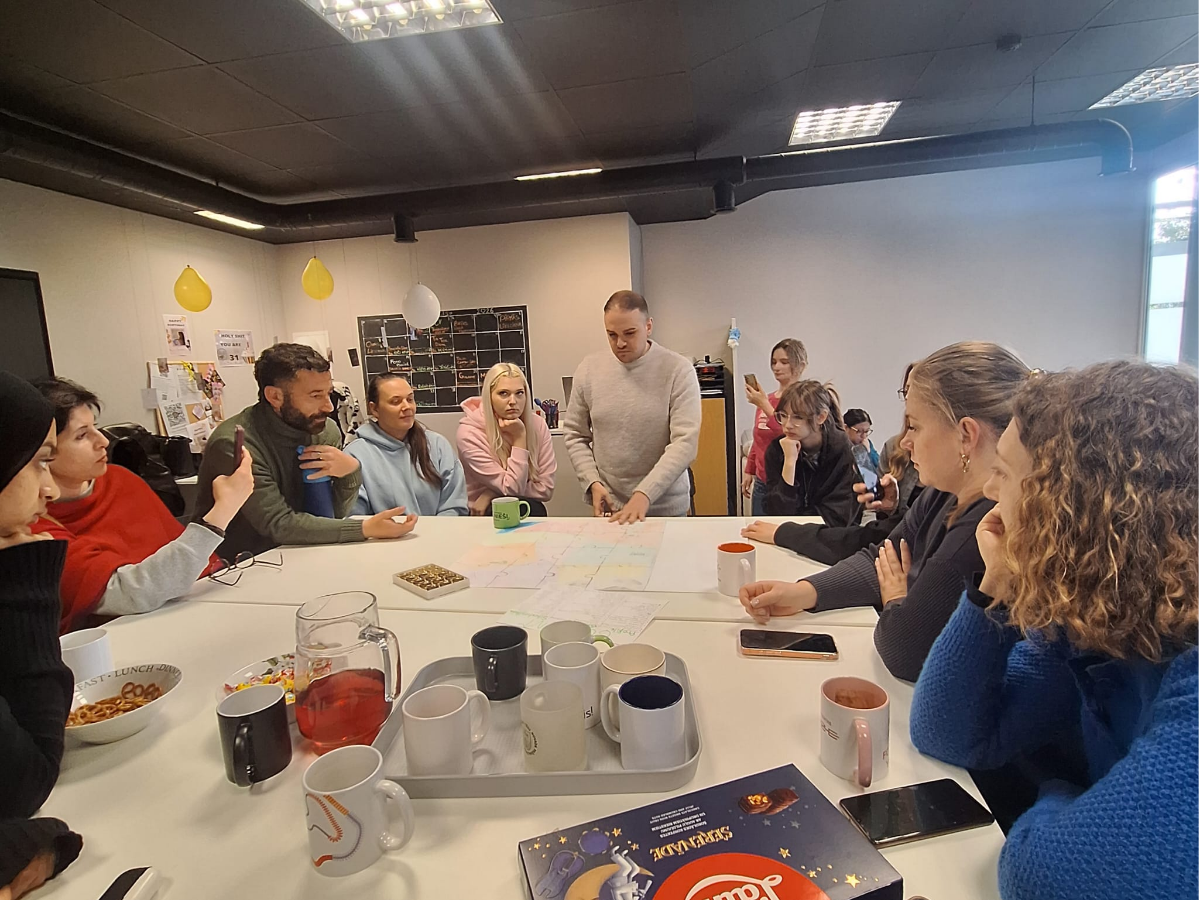 Starptautiskas jaunatnes darbinieku apmācības Siguldā: spēļošanās kā tilts starp kultūrām