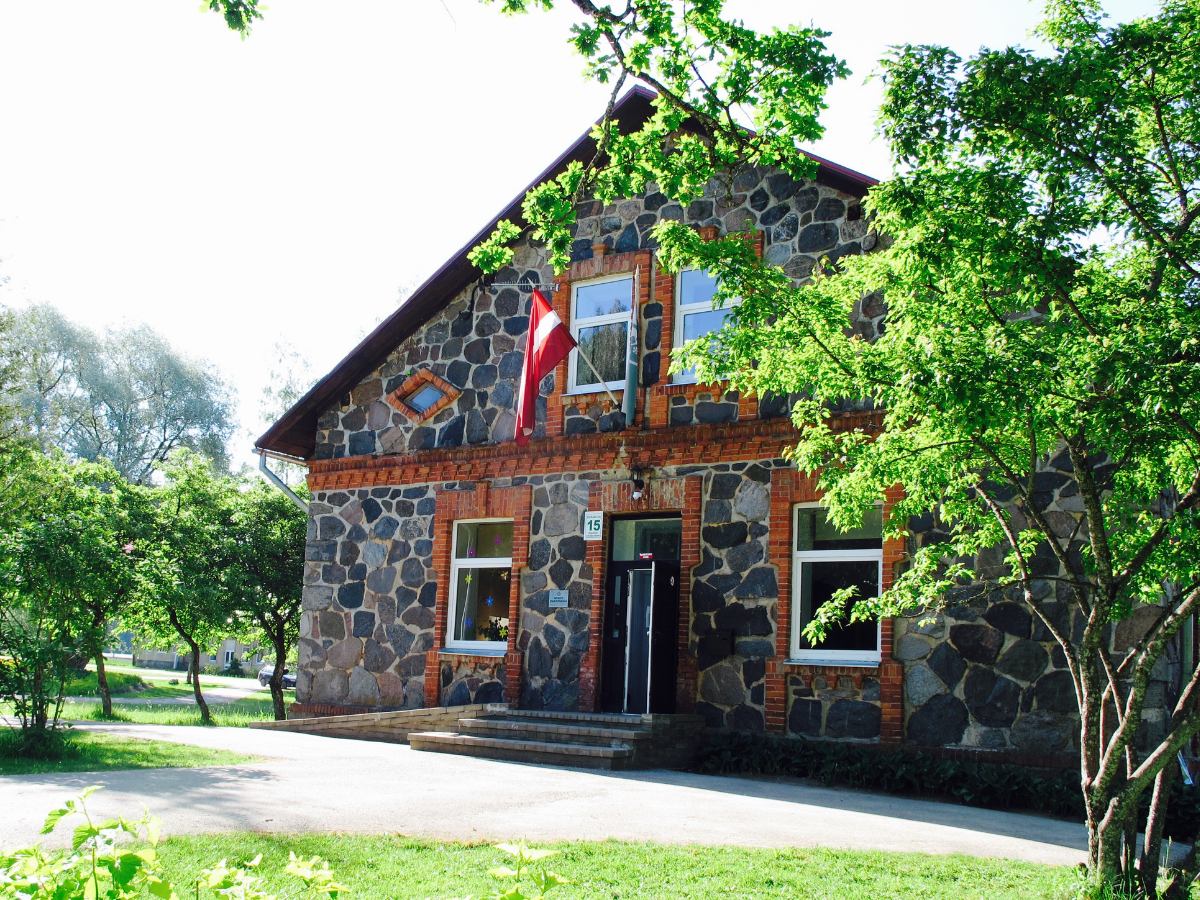 Mores pamatskola saņems 5000 eiro sporta dzīves uzlabošanai