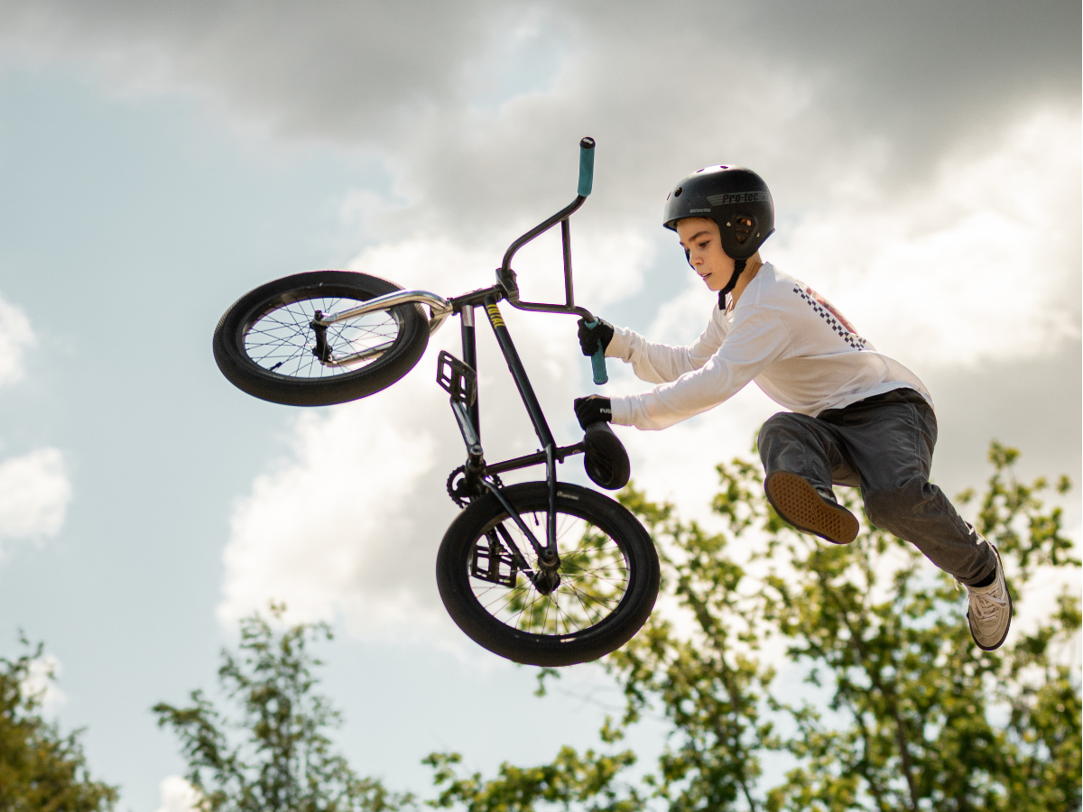 Siguldas Skeitparka festivāls “THRILL FEST 2026” pulcē ekstrēmo sporta veidu kopienu
