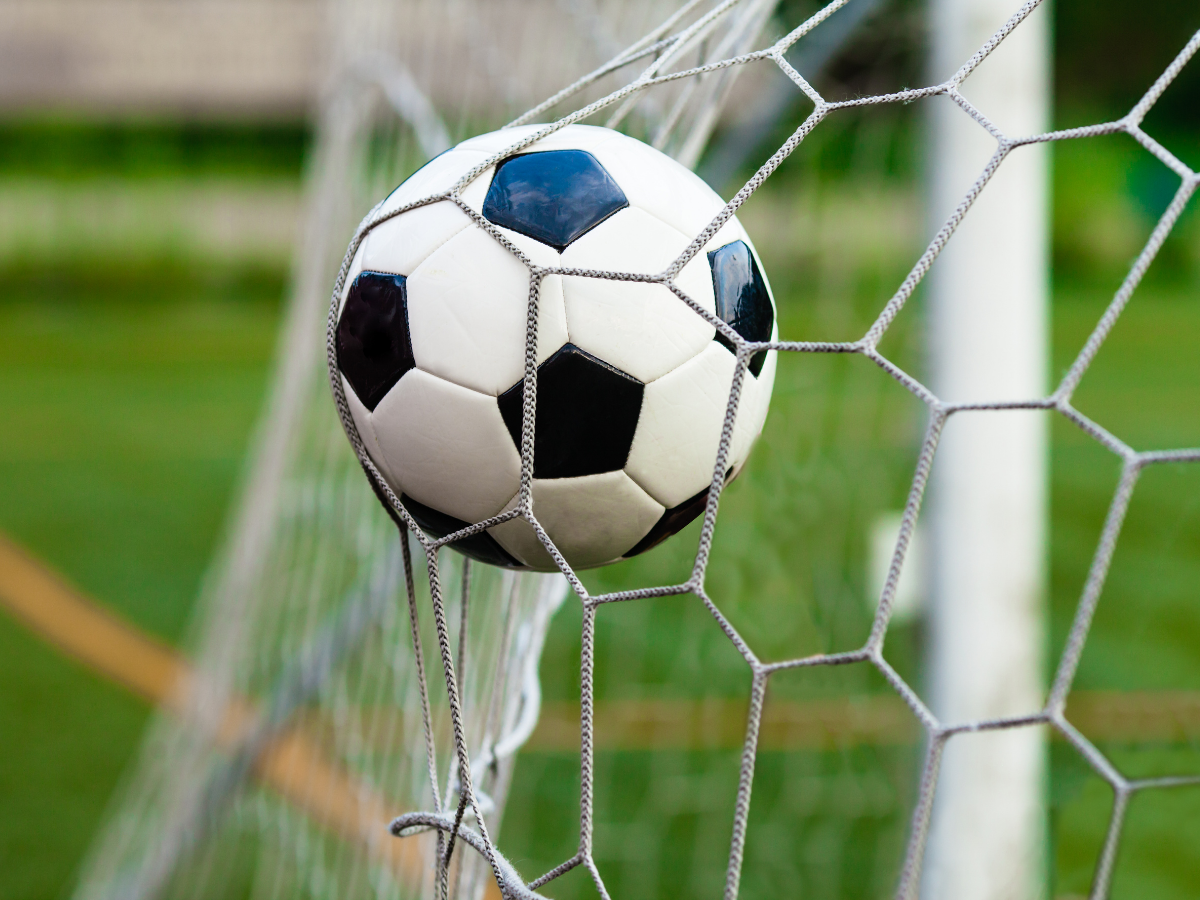 Futbola spēle Mālpils pagasta iedzīvotājiem “Vecie pret jaunajiem 2026”