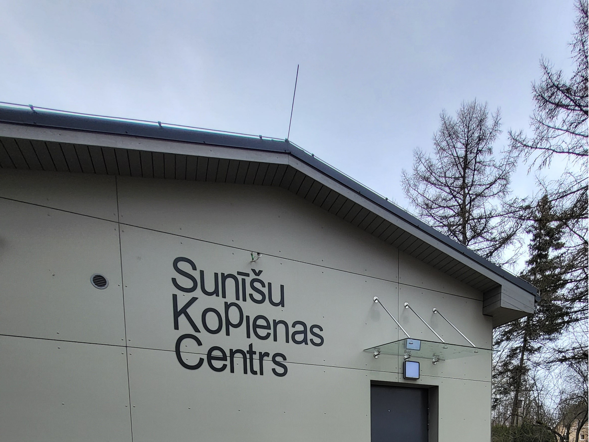 Dzintras Aļļes izstāde “Viss ir joks”