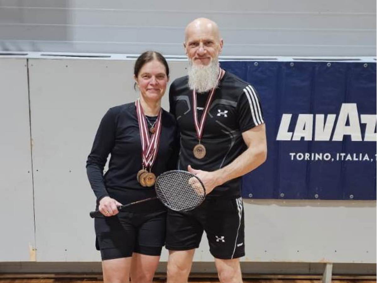 Siguldiešiem medaļas Latvijas senioru čempionātā badmintonā