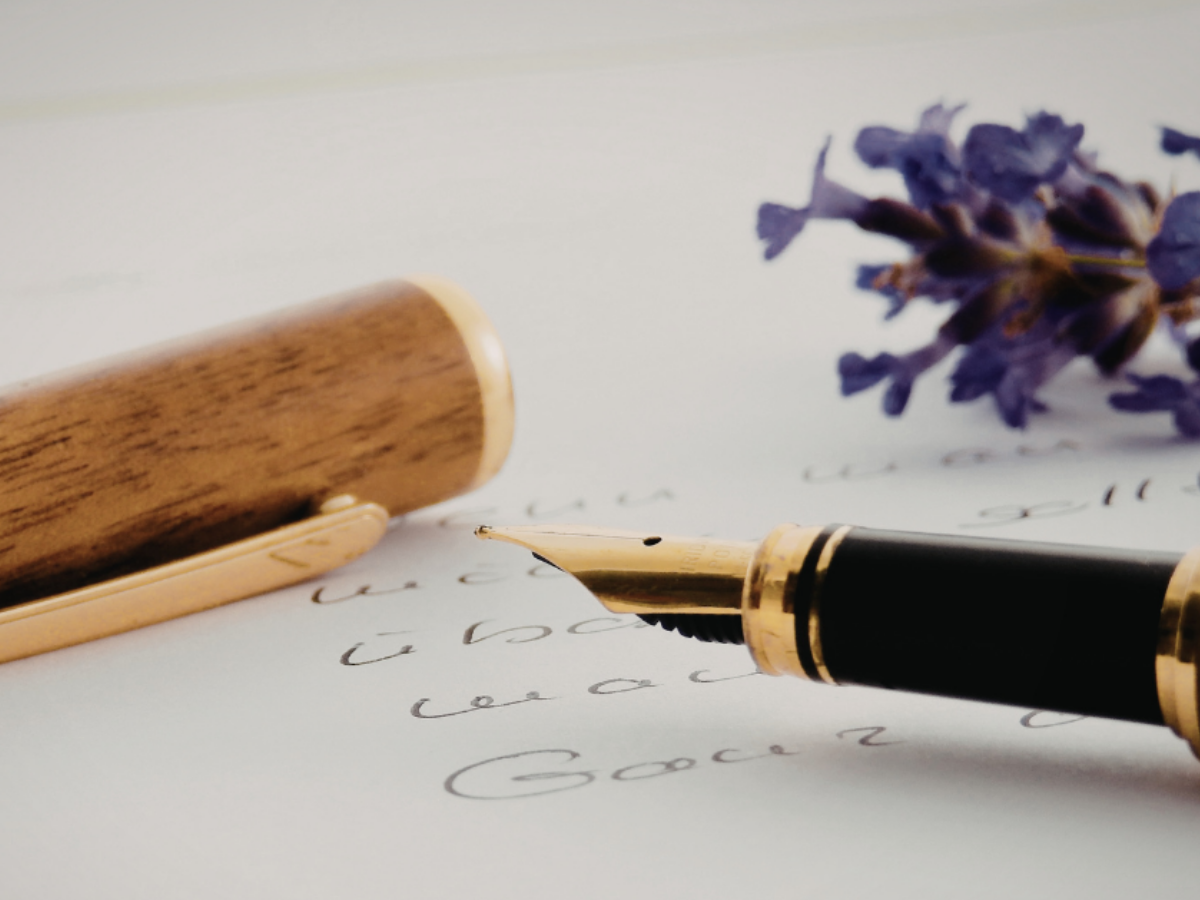 Pasaules dzejas dienā aicina iesaistīties kampaņai “Uzdāvini dzejoli”