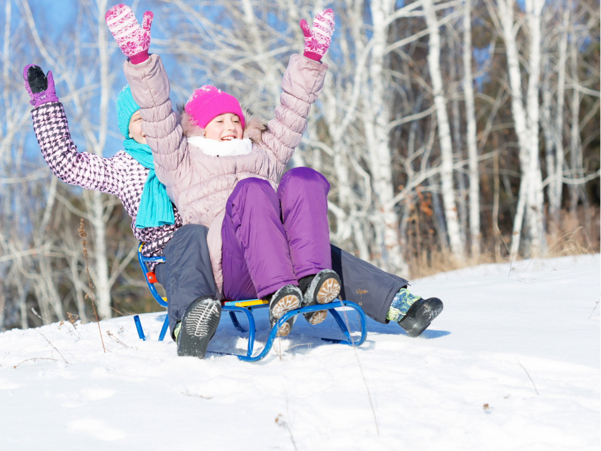 Turpinās mobilais darbs ar jauniešiem; pieejams februāra grafiks