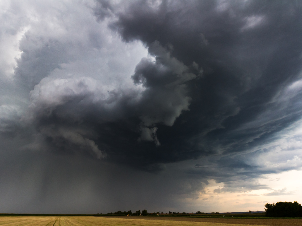 11. jūlijā izsludināts sarkanais brīdinājums par pērkona negaisu