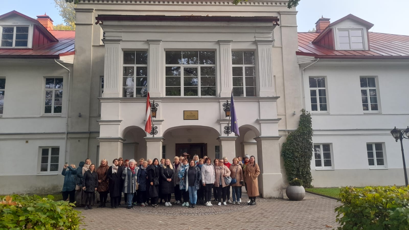 Allažu pamatskolas pedagogi “Erasmus+”  projektā guvuši pieredzi vairākās valstīs