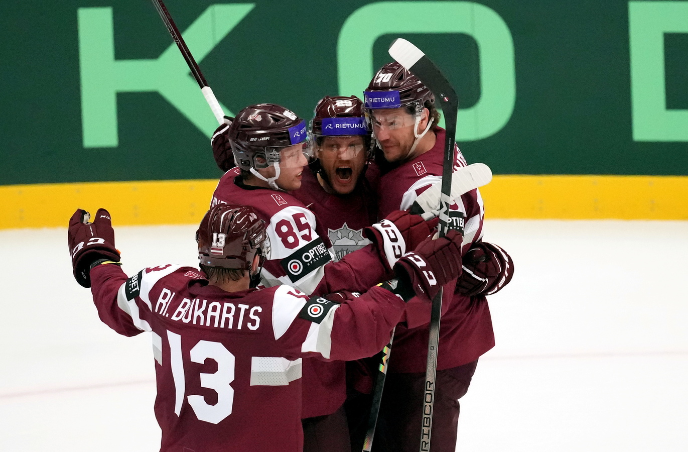 Aicinām kopīgi just līdzi Latvijas hokeja izlasei pasaules čempionātā