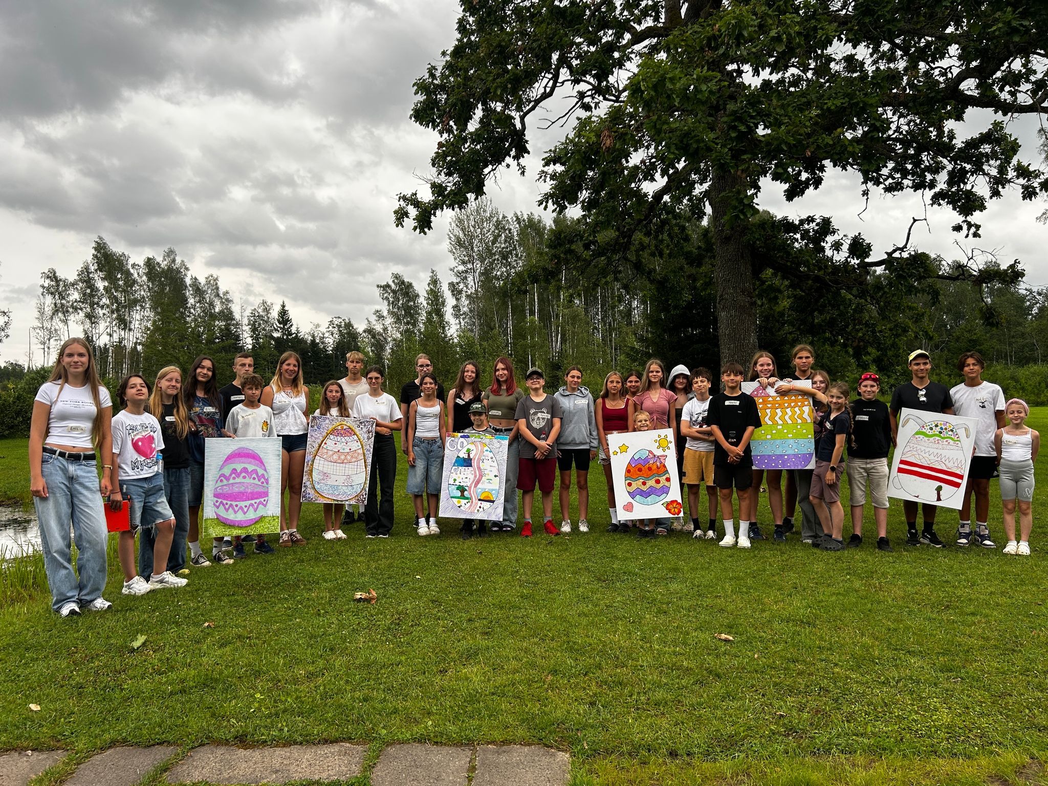 Siguldas novadā norisinās latviešu un diasporas bērnu un jauniešu nometne “Pagaršo Latviju”