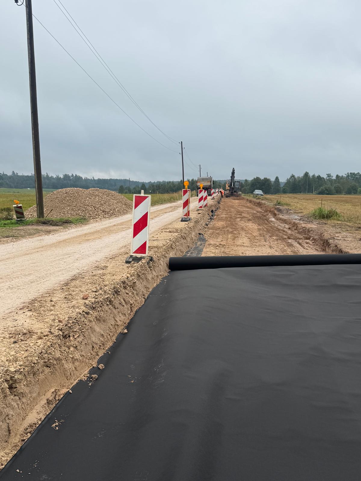 Uzsākta divu pašvaldības ceļu pārbūve Inčukalna un Krimuldas pagastā